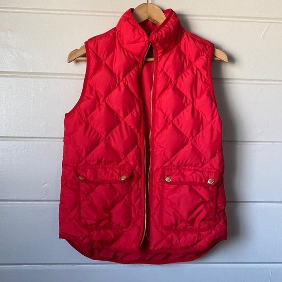 J. Crew Jackets & Blazers - J.Crew Mountain Puffer Down Vest Size XS
